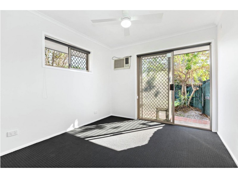 1/28 Cameron street, Redbank Plains QLD 4301