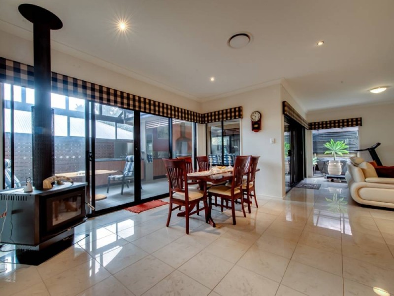 14 Ash Avenue, Springfield Lakes QLD 4300