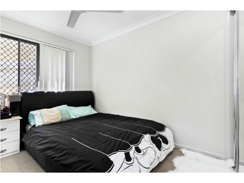 12 Park Edge Dr, Springfield Lakes QLD 4300