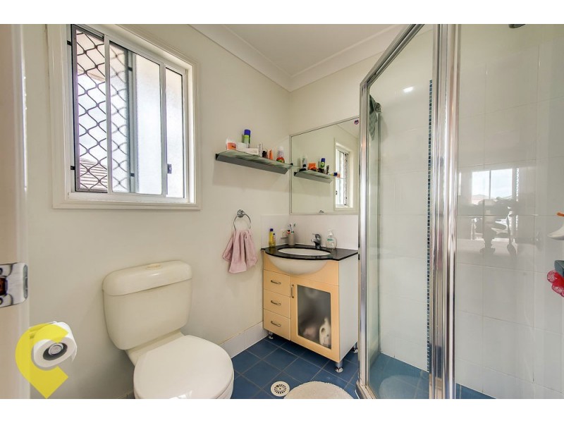 5 Riverside Crescent, Springfield Lakes QLD 4300