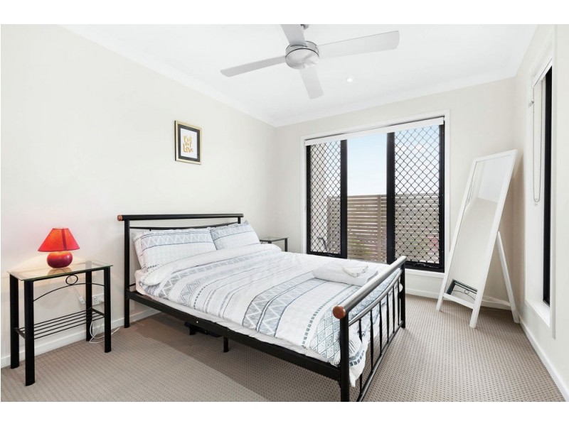 47 Serene Crescent, Springfield Lakes QLD 4300