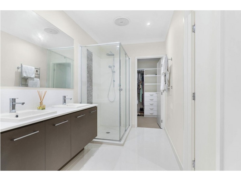 47 Serene Crescent, Springfield Lakes QLD 4300