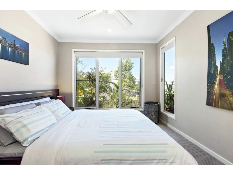 26 McKivat Drive, Springfield Lakes QLD 4300