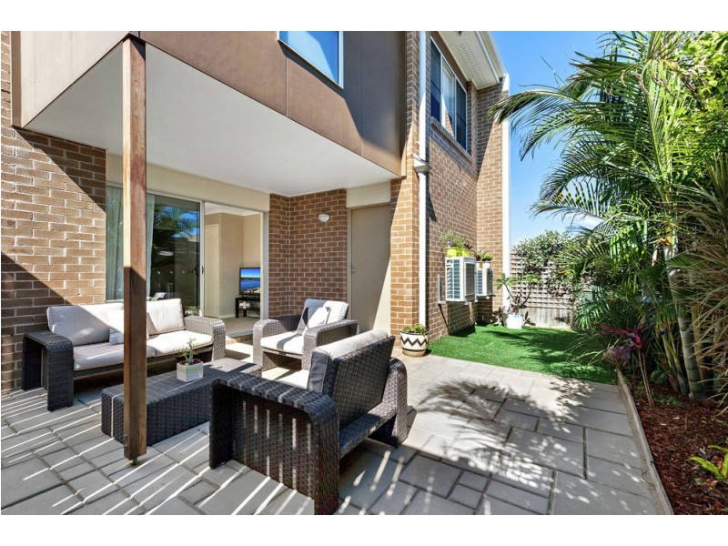 26 McKivat Drive, Springfield Lakes QLD 4300