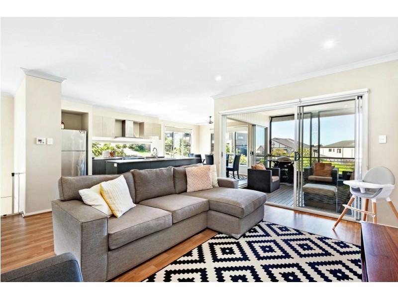 26 McKivat Drive, Springfield Lakes QLD 4300