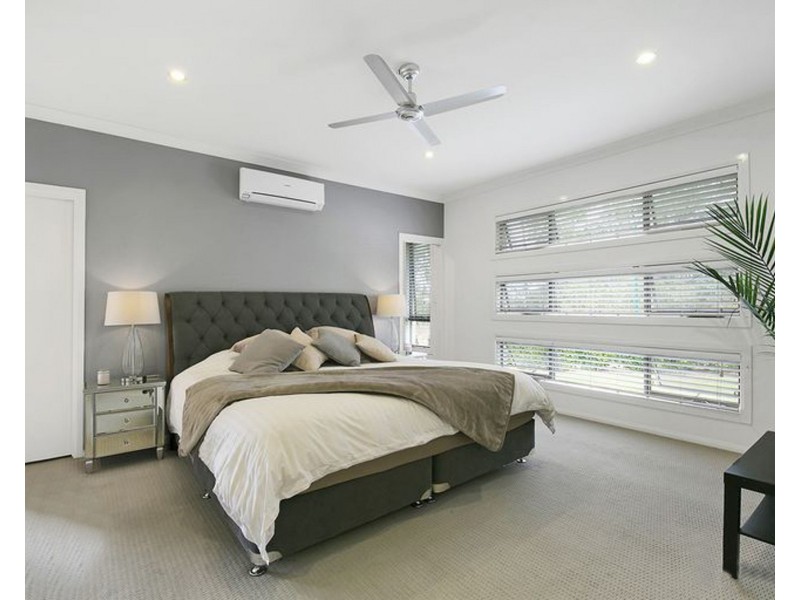 15 Anesbury Street, Doolandella QLD 4077