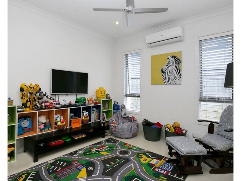 15 Anesbury Street, Doolandella QLD 4077