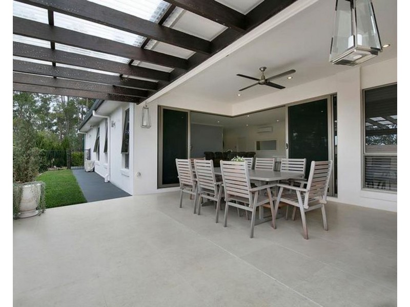 15 Anesbury Street, Doolandella QLD 4077