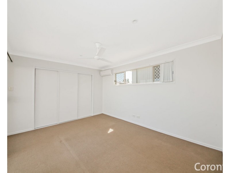 39 Wild Iris Terrace, Springfield Lakes QLD 4300