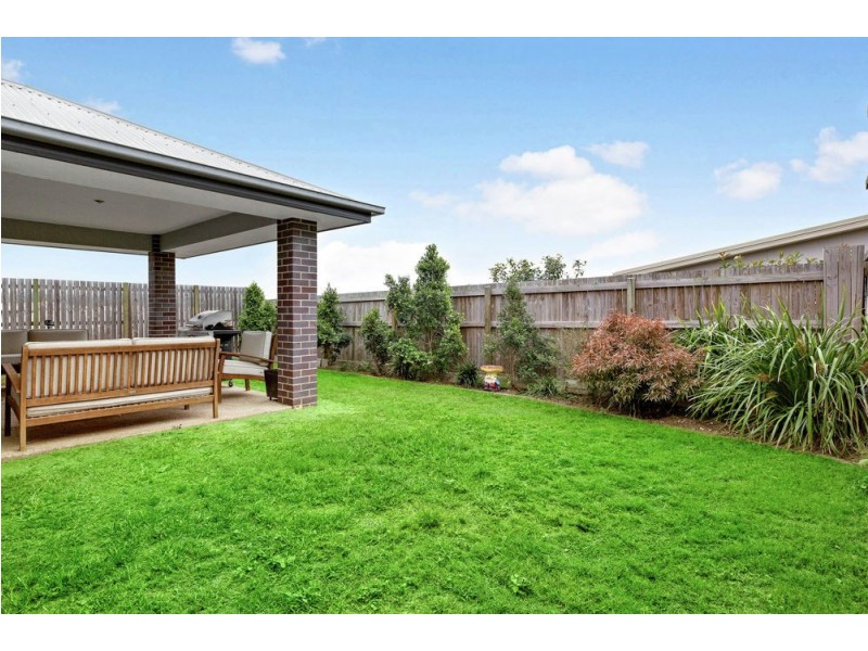 16 Hyssop Place, Springfield Lakes QLD 4300