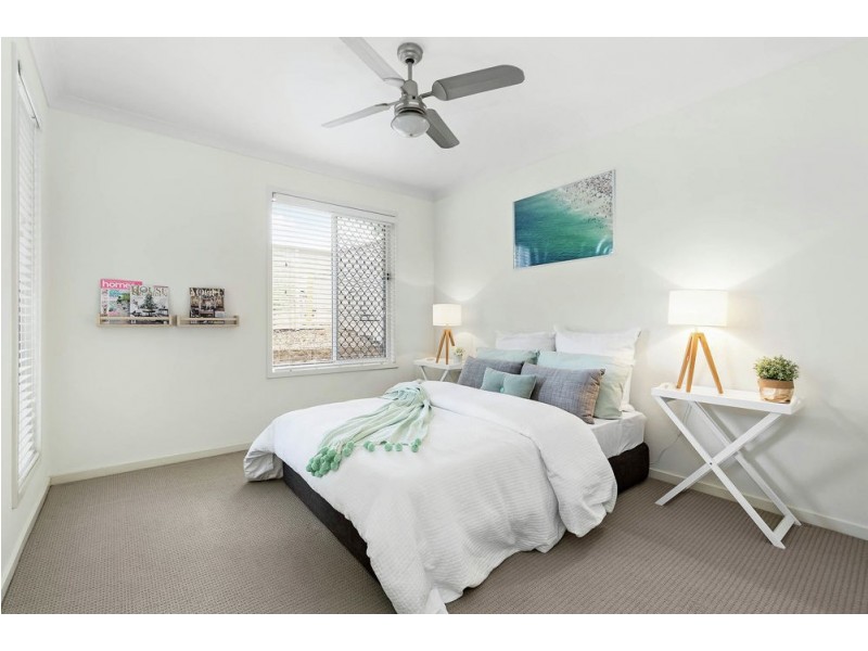 9 Riverside Crescent, Springfield Lakes QLD 4300