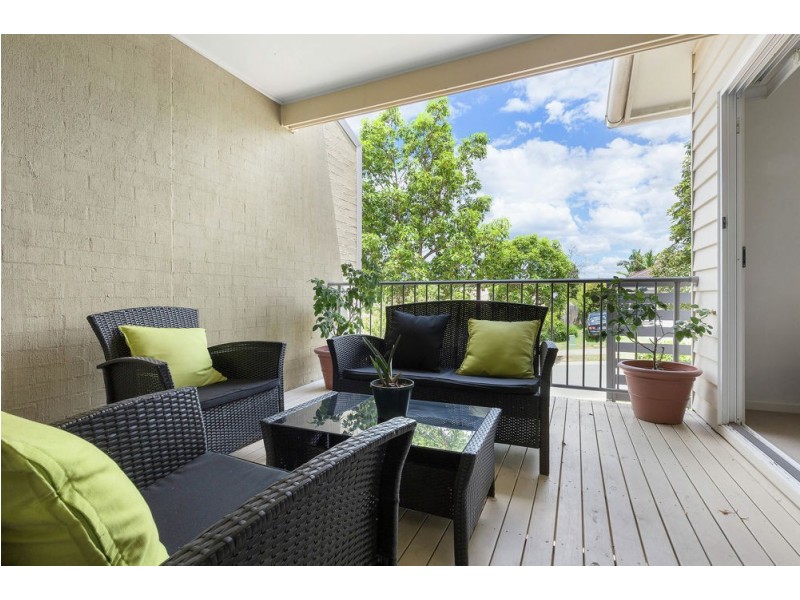 9 Riverside Crescent, Springfield Lakes QLD 4300