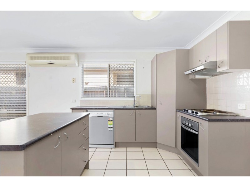 136 Lakeside Avenue, Springfield Lakes QLD 4300