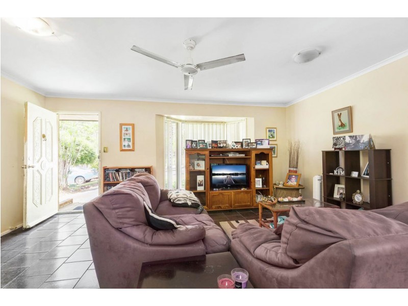 14 Kelvin Close, Forest Lake QLD 4078