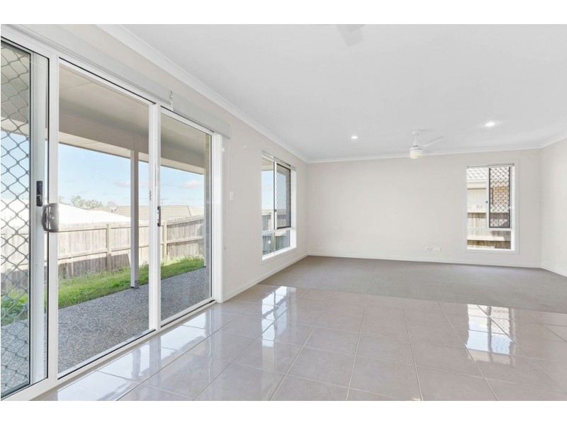 39 Huntley Crescent, Redbank Plains QLD 4301