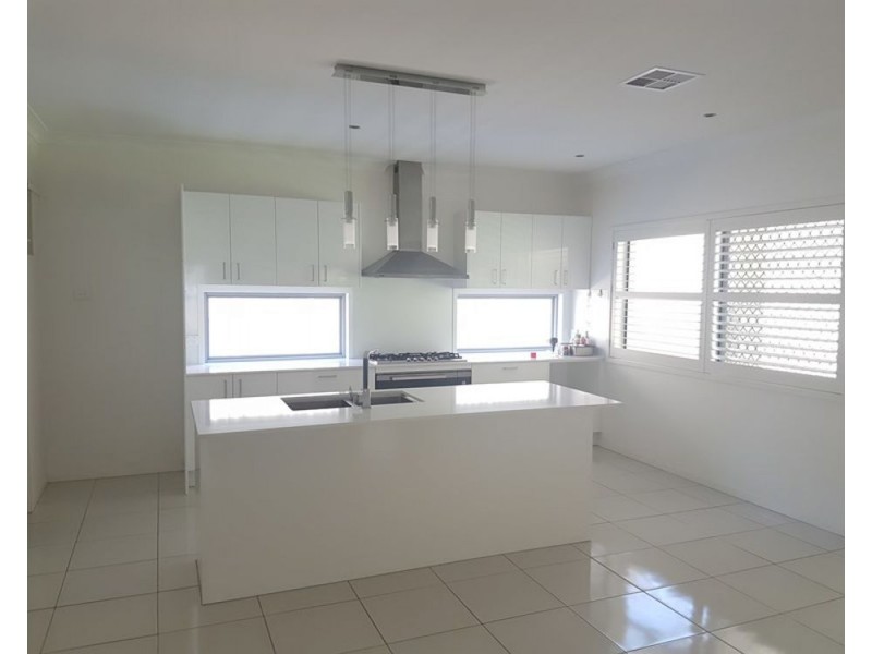 27 Copmanhurst Place, Sumner QLD 4074