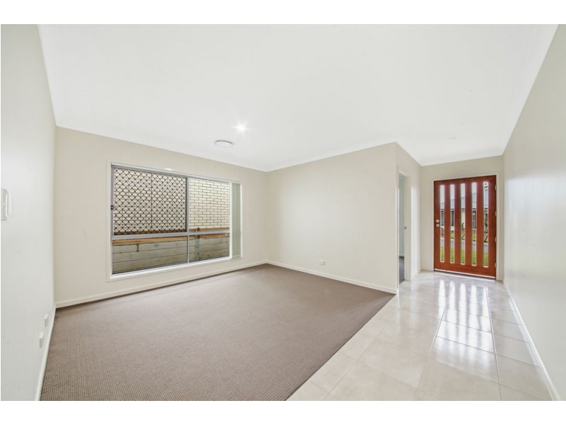 7 Dalcross Place, Heathwood QLD 4110