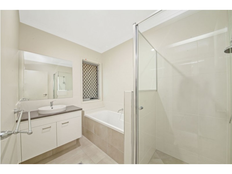 7 Dalcross Place, Heathwood QLD 4110