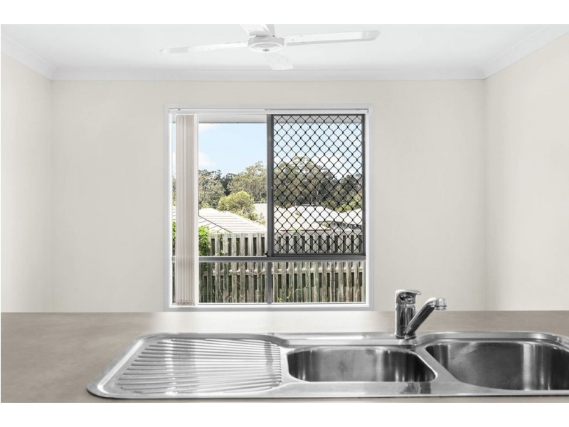 10 Dillon Avenue, Augustine Heights QLD 4300