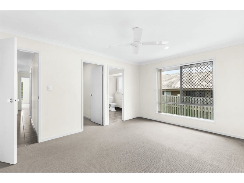 10 Dillon Avenue, Augustine Heights QLD 4300