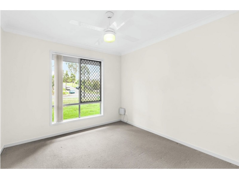 10 Dillon Avenue, Augustine Heights QLD 4300