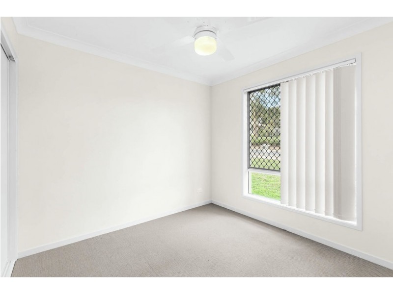 10 Dillon Avenue, Augustine Heights QLD 4300