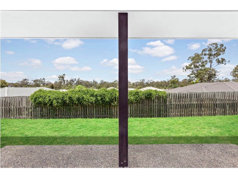 10 Dillon Avenue, Augustine Heights QLD 4300