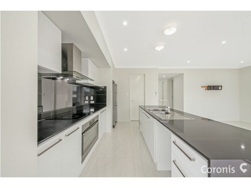 6 Gelu Court, Springfield Lakes QLD 4300