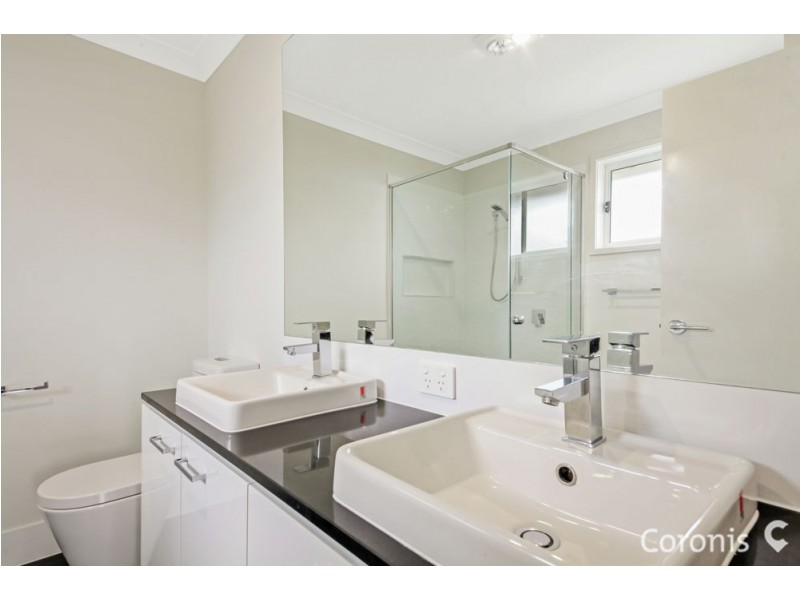 6 Gelu Court, Springfield Lakes QLD 4300