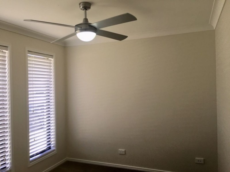 13 Basil Street, Springfield Lakes QLD 4300