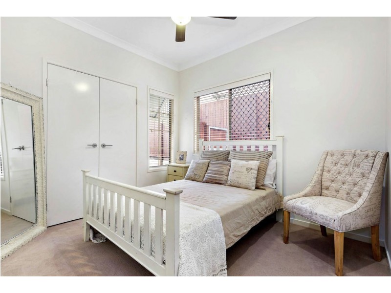 28 Riverine Drive, Springfield Lakes QLD 4300