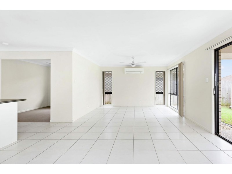 42 Lindeman Street, Springfield Lakes QLD 4300