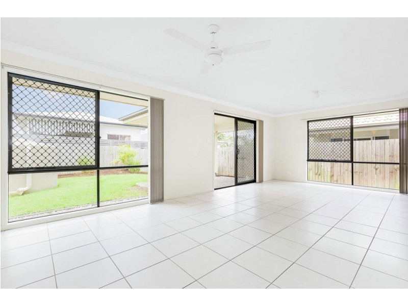 42 Lindeman Street, Springfield Lakes QLD 4300