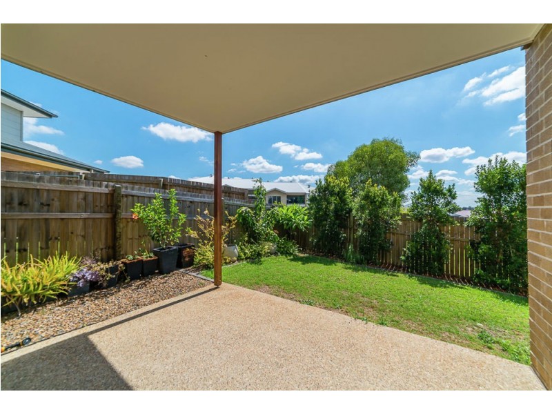 27 O’Reilly Crescent, Springfield Lakes QLD 4300