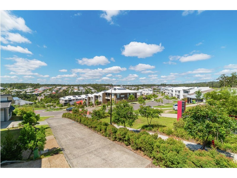 27 O’Reilly Crescent, Springfield Lakes QLD 4300