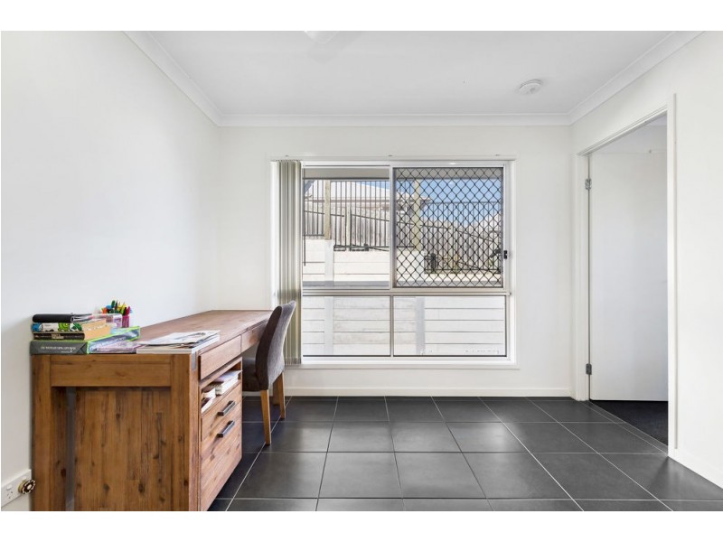 16 Horizon Drive, Springfield Lakes QLD 4300