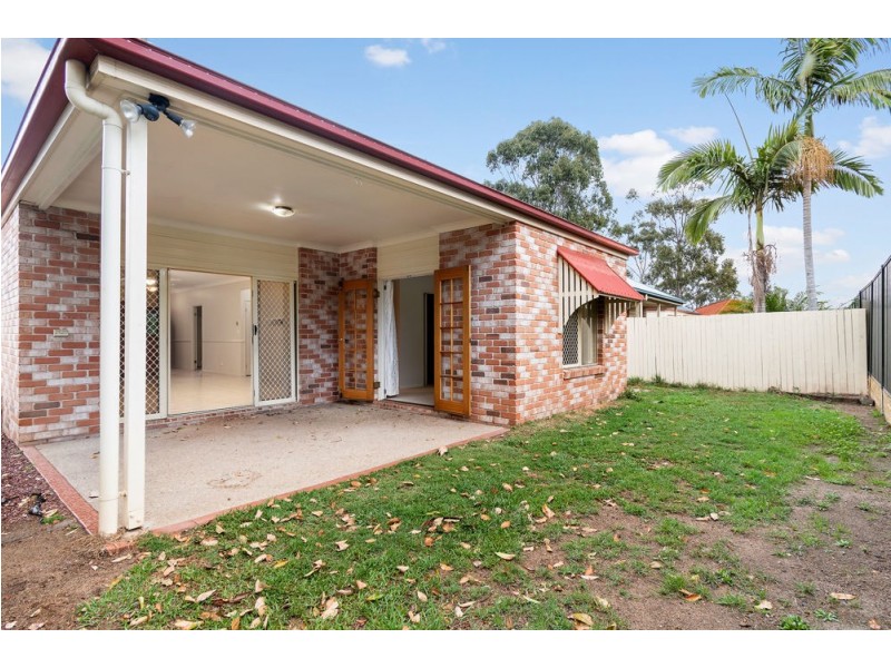 5 Berkshire Pl, Springfield Lakes QLD 4300