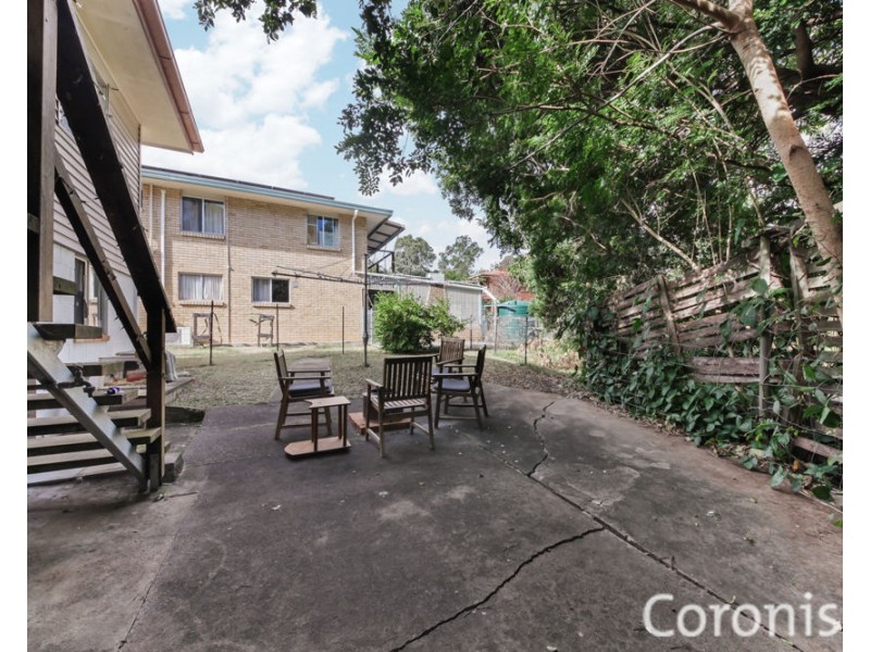 26 Belford Street, Kenmore QLD 4069