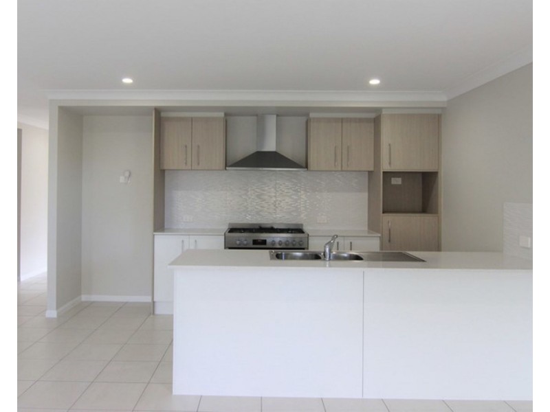 14 Barrisdale Street, Heathwood QLD 4110