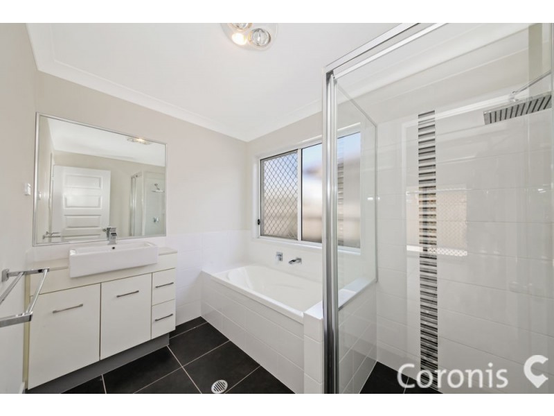 9 Drewett Avenue, Redbank Plains QLD 4301