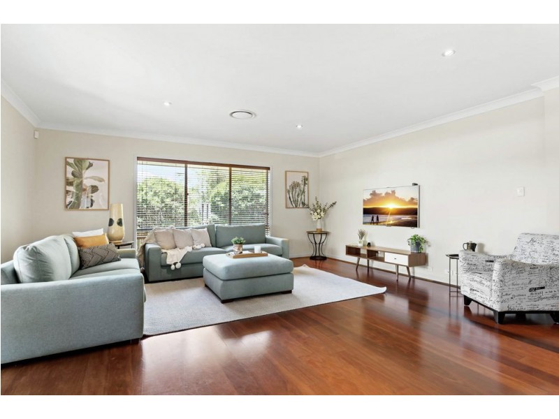 18 Summit Drive, Springfield Lakes QLD 4300