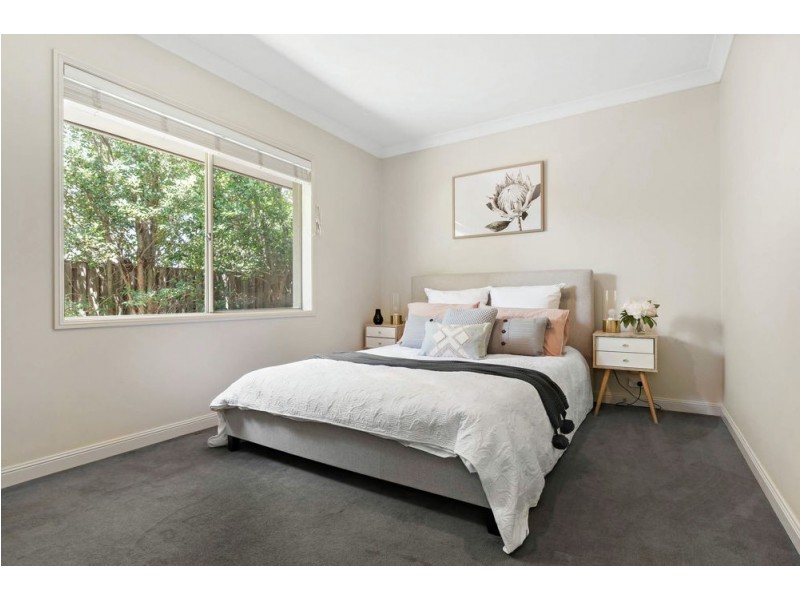 18 Summit Drive, Springfield Lakes QLD 4300