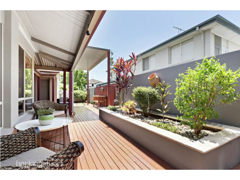 18 Summit Drive, Springfield Lakes QLD 4300