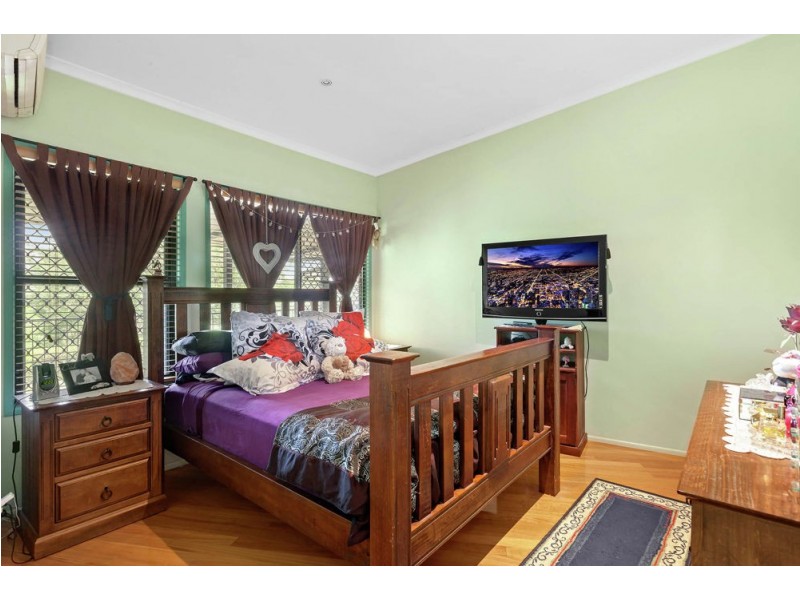 18 Katherine Court, Karalee QLD 4306