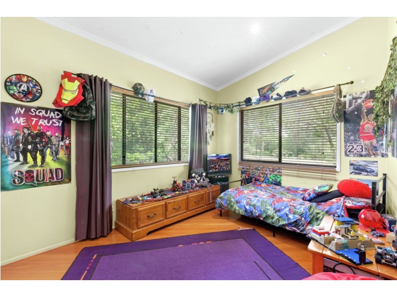 18 Katherine Court, Karalee QLD 4306