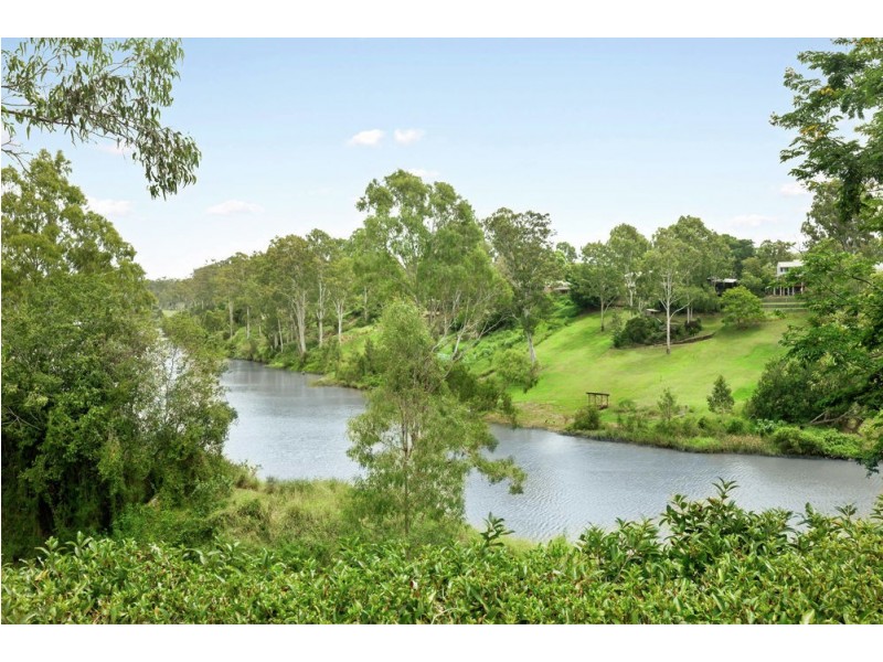 18 Katherine Court, Karalee QLD 4306