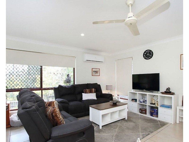 21 Kinglake Ave, Springfield Lakes QLD 4300