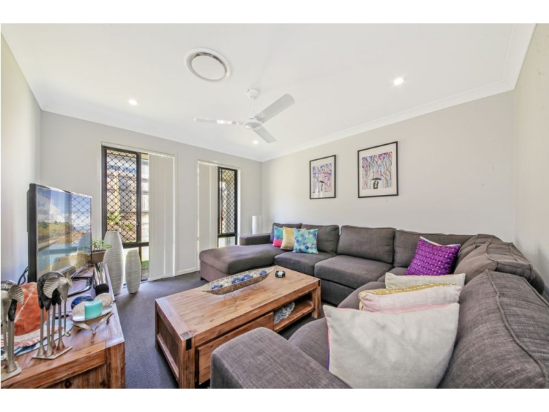 25 Hall Court, Bellbird Park QLD 4300