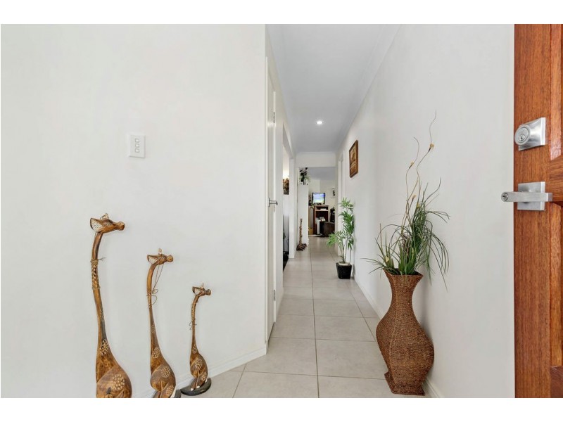 66 Columbia Drive, Bellbird Park QLD 4300