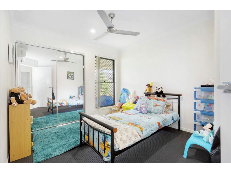 66 Columbia Drive, Bellbird Park QLD 4300